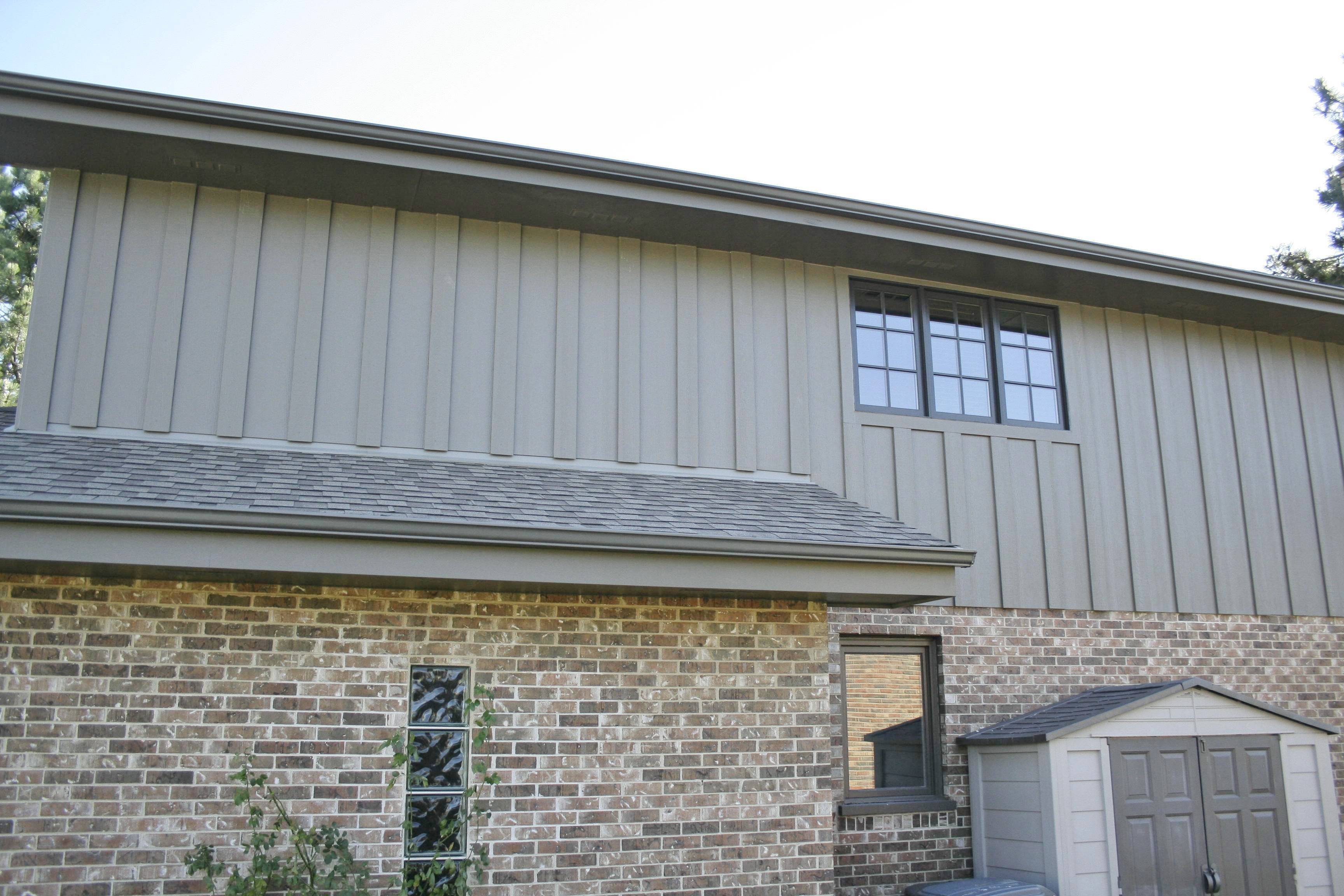 Vertical Siding Using Harpanel Timberbark Fiber Cement Vertical Siding Using Harpanel Timberbark Fiber Cement With Alside Aluminum Gutters In Orland Park