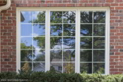 This is an Andersen 400 Series window that Opal installed in Burr Ridge, IL.