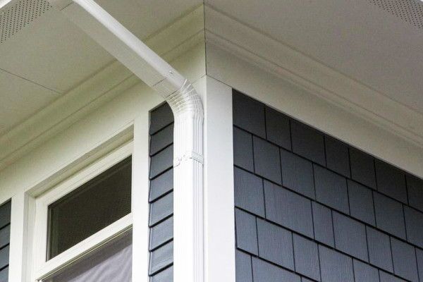 crown-moulding
