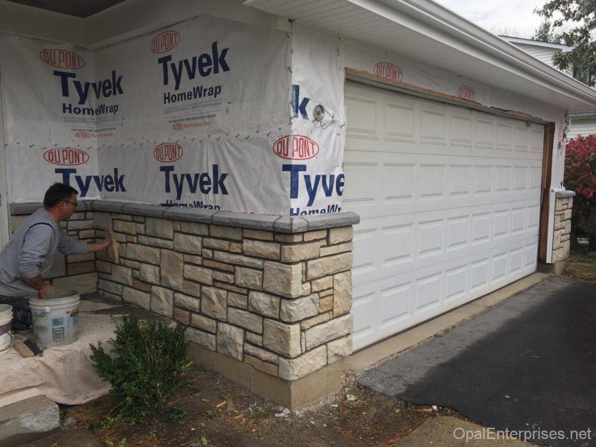 Mortar application and finishing the stone