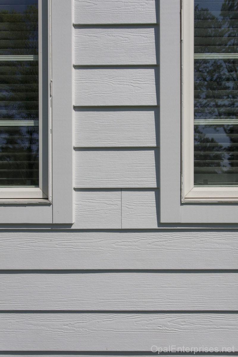 Close up of Arctic White James Hardie Fiber Cement Siding and Trim
