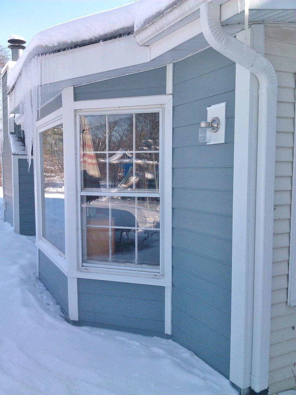 james-hardie-beaded-siding-boothbay-blue-and-cobble-stone-26w234-tomahawk-dr-wheaton-il-1