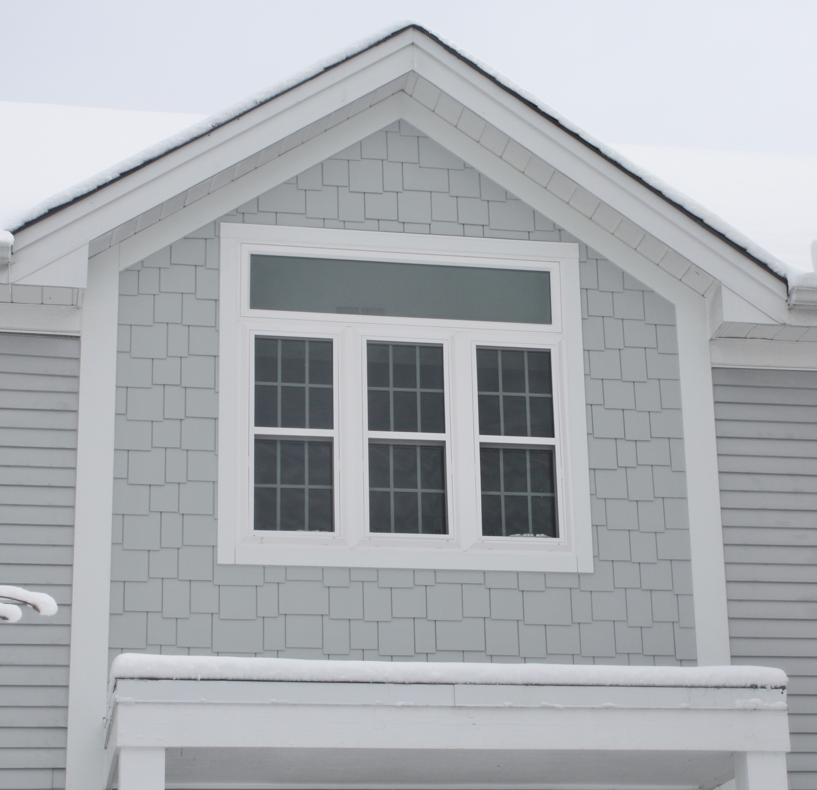 james-hardie-shingle-light-mist-and-alside-vinyl-windows-1244-blackburn-court-naperville-il-1