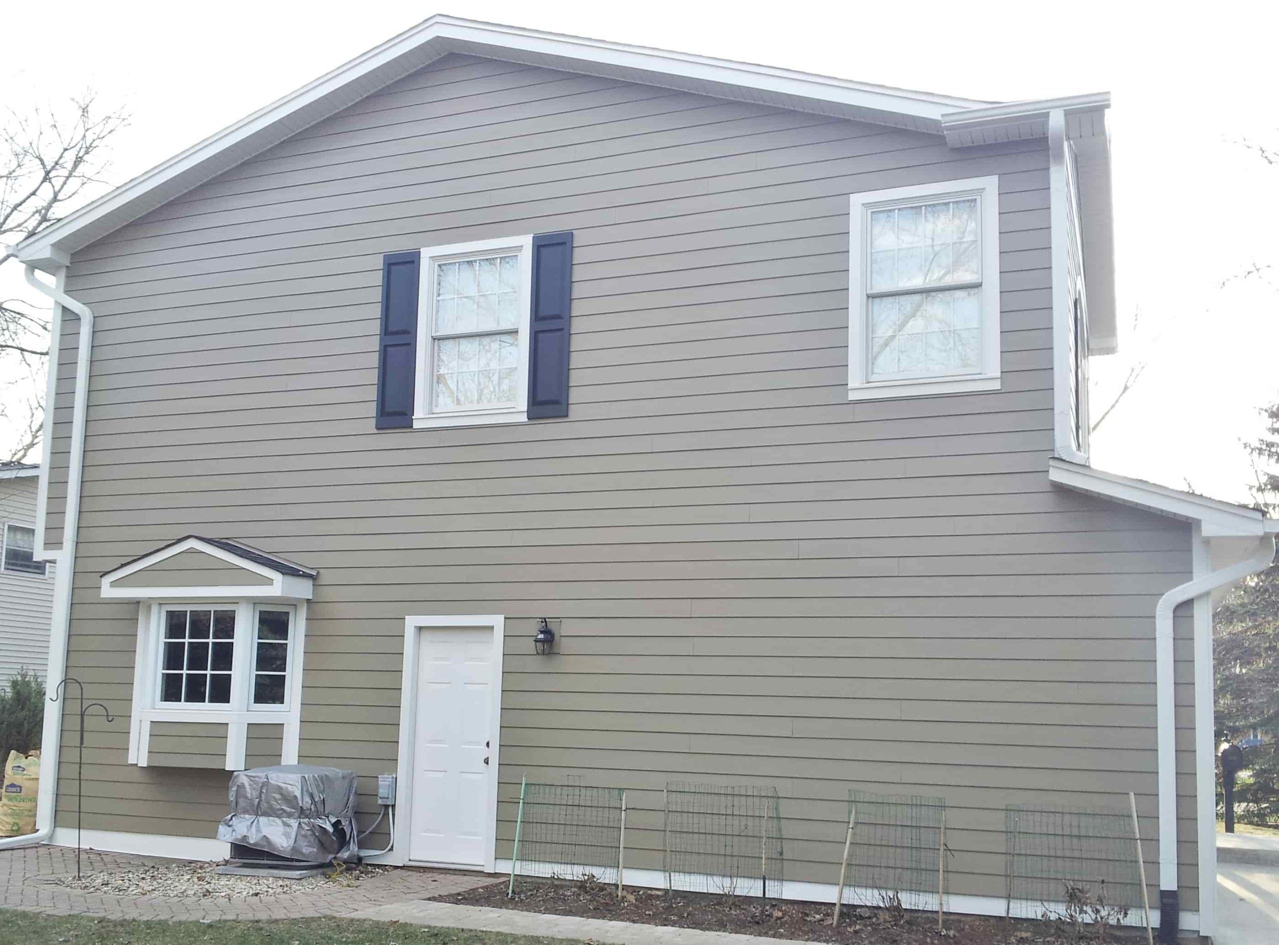 james hardie siding: woodstock brown
