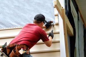 Horizontal vs Vertical Siding: Which is Right for Your Home?