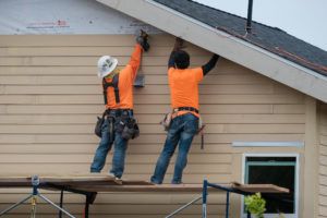 When It Is Time to Replace Your House Siding