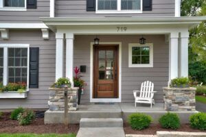 James Hardie Siding Color Highlight: Light Mist