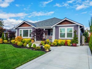 How to Clean My Vinyl Siding After It Is Installed